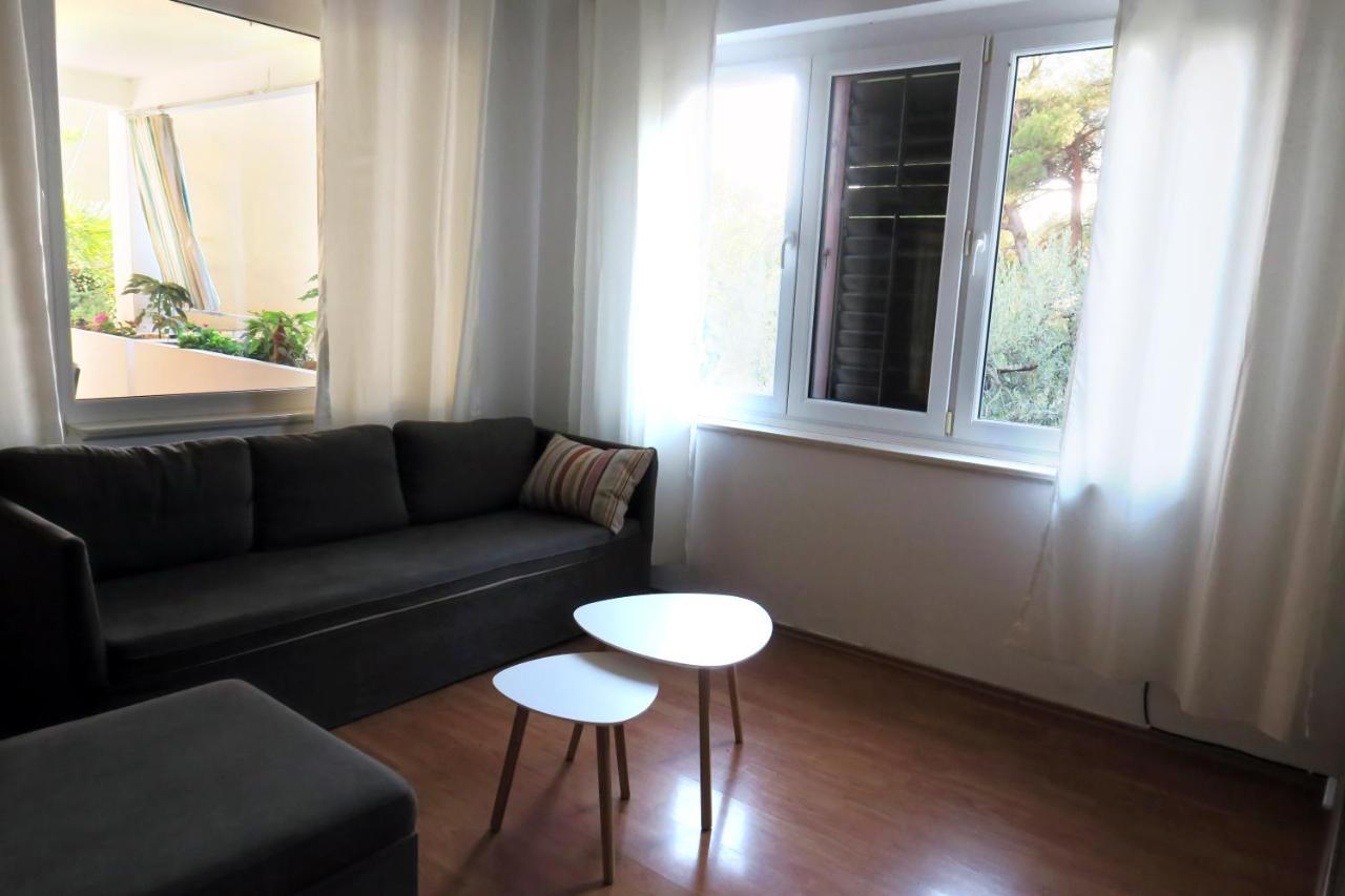 Elda Apartment พูลา ภายนอก รูปภาพ